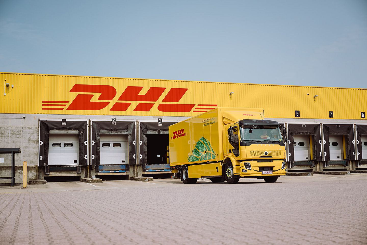 DHL ecom
