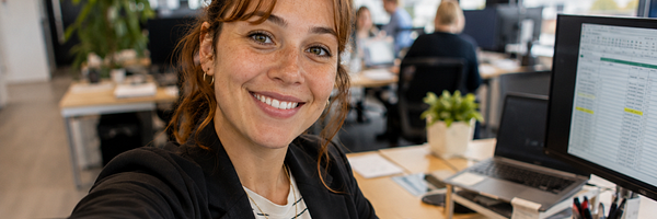 https://api.synergiejobs.be/Finance medewerkster